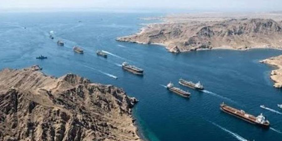 إيران: نجري المفاوضات مع عمان باعتبارنا الدولتين المشاطئتين لمضيق هرمز