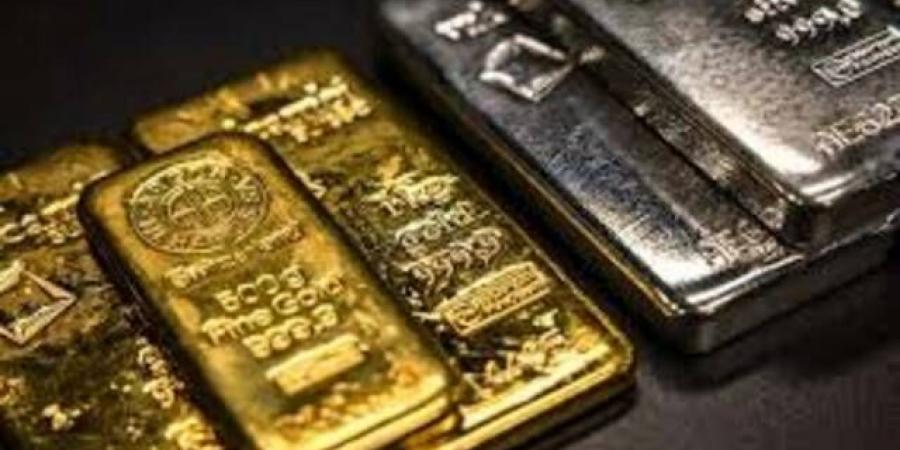 الذهب يرتفع للجلسة الثالثة مدعوماً بتراجع الدولار والنفط