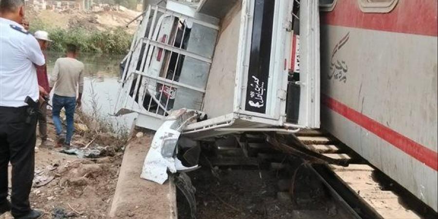 نهاية مؤلمة على رصيف المحطة.. مصرع أمين شرطة صدمه قطار شبرا الخيمة