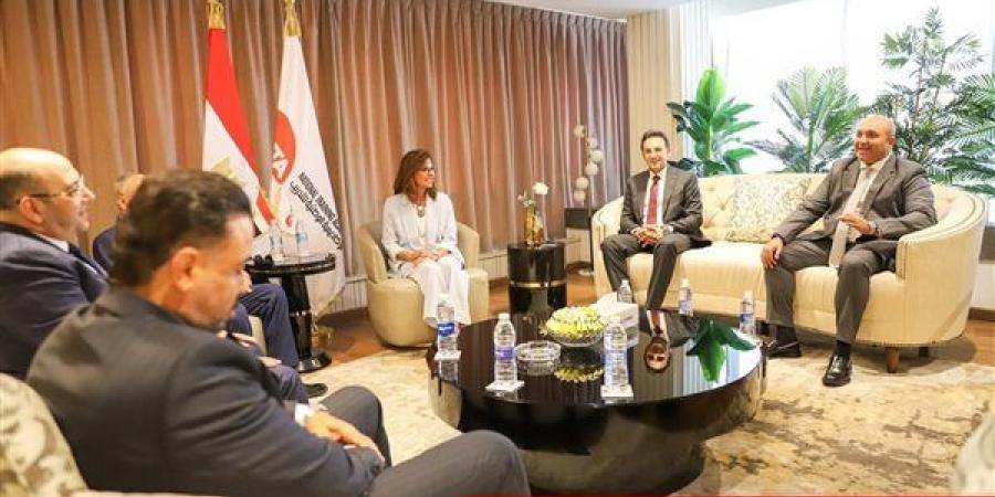 الأكاديمية الوطنية للتدريب توقع بروتوكول تعاون مع حزب حماة الوطن لتأهيل الكوادر