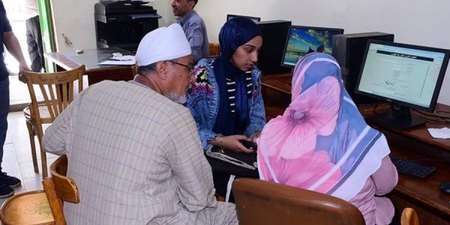 خطوات التنسيق الإلكتروني للقبول بالجامعات الحكومية والمعاهد (فيديو)