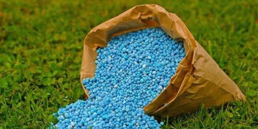 انخفاض اليوريا العادي 1218 جنيها، أسعار الأسمدة اليوم في الأسواق - النيل نيوز