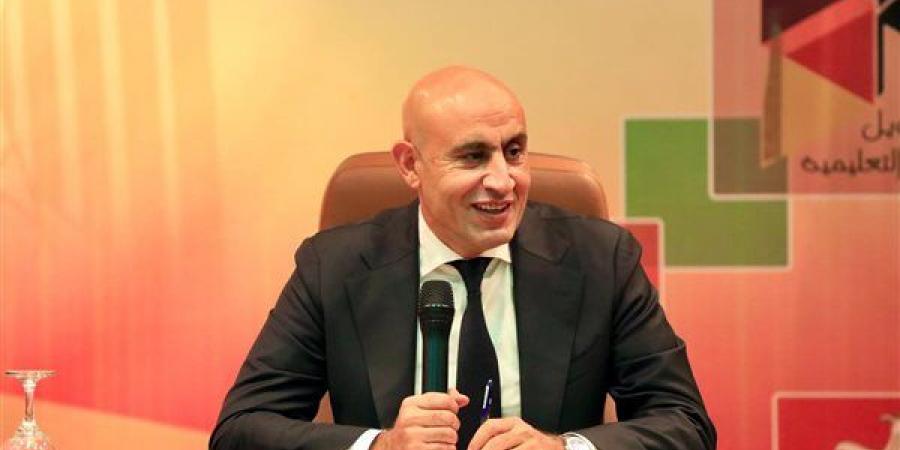 حسابات المدارس الدولية وكتاب التاريخ، مسؤولة بـ"التعليم" تفكك شفرة الهجوم على الوزير - النيل نيوز