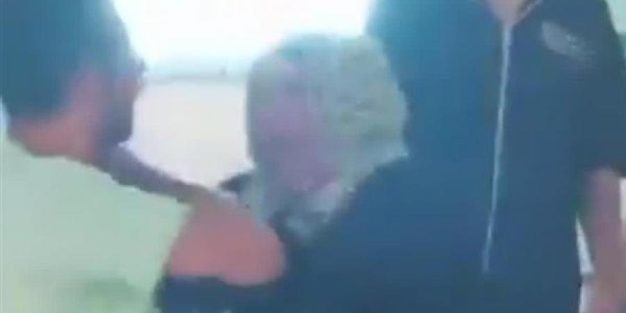"أنت هتمد إيدك عليا؟"، مدير التأمين الصحي بالمنيا يحيل واقعة العيادة للتحقيق (فيديو) - النيل نيوز