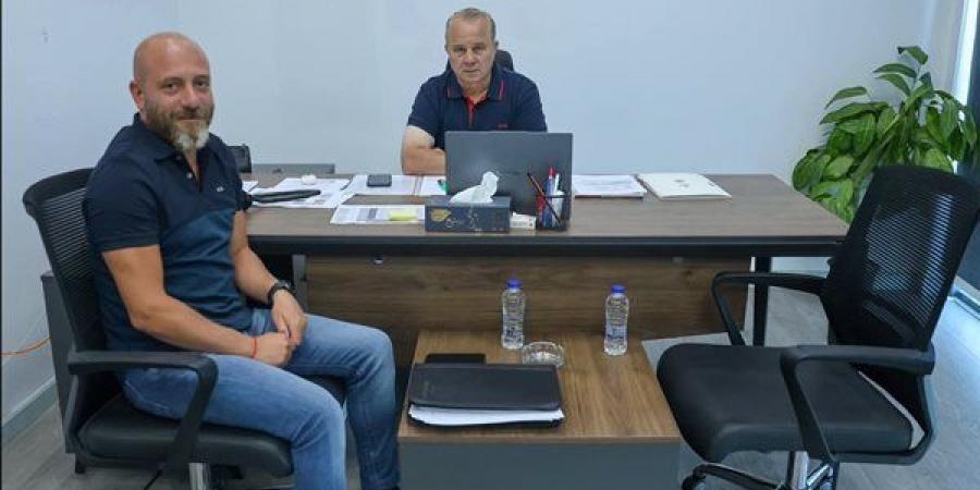 شوقي غريب يجتمع بوائل رياض لمناقشة خطة إعداد منتخب الشباب لتصفيات أمم أفريقيا - النيل نيوز