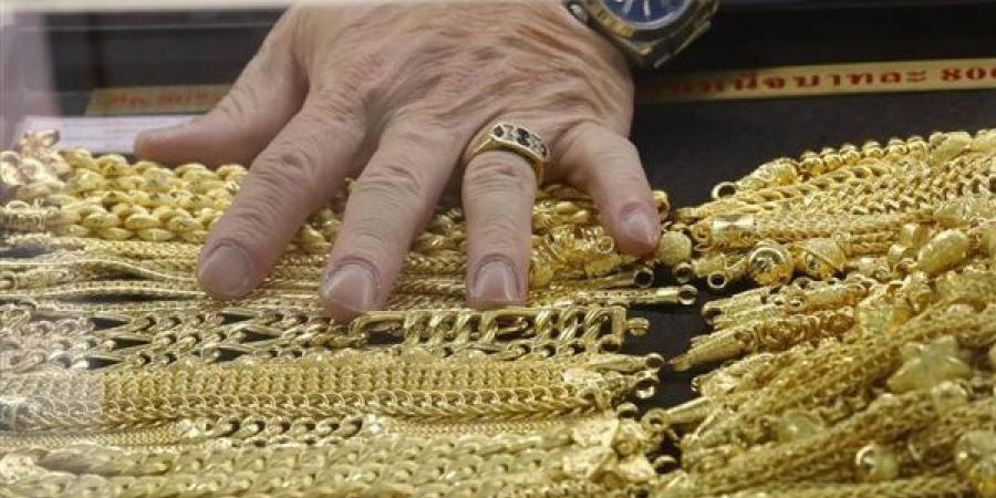 هل يجوز تبديل الذهب القديم بجديد مع دفع الفرق؟ أمين الفتوى يجيب (فيديو) - النيل نيوز