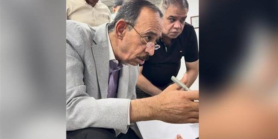 محافظ سوهاج يوجه بإنشاء كشك وتقديم مساعدات لمواطن من ذوي الإعاقة بجهينة - النيل نيوز