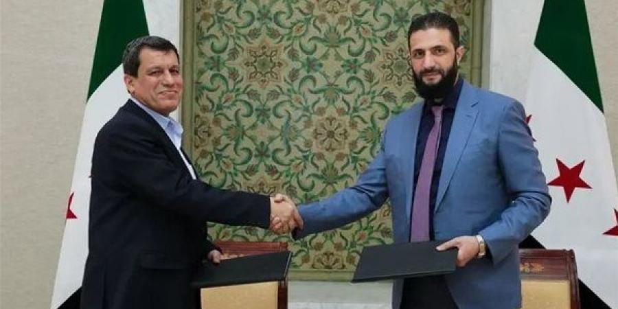 أحمد الشرع يلتقي بمظلوم عبدي بعد إعلان حل قوات سوريا الديمقراطية - النيل نيوز