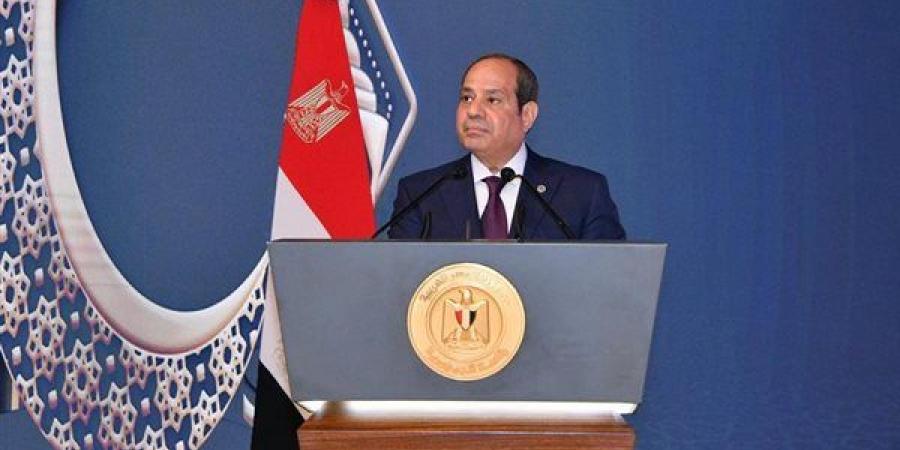 السيسي يمنح وسام العلوم والفنون من الطبقة الأولى لعدد من علماء الأزهر والأوقاف - النيل نيوز