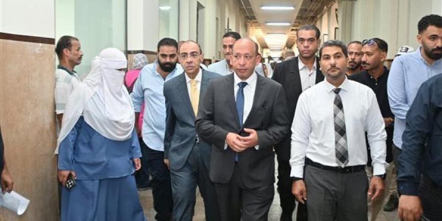 عميد قصر العيني يوجّه بسرعة استكمال تطوير وحدات الرعاية ورفع كفاءة الخدمات العلاجية بالمستشفيات - النيل نيوز