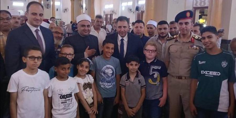 محافظ دمياط يشهد احتفالية الأوقاف بذكرى المولد النبوي بمسجد البحر - النيل نيوز