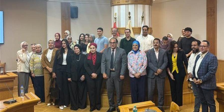 الانعزال الرقمي وصناعة الوعي، الأعلى للثقافة يناقش سبل حماية الشباب من الأفكار الهدامة - النيل نيوز