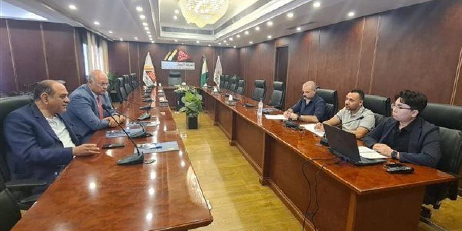 رئيس غرفة الجيزة يبحث مع مجموعة صناعية صينية خطط التوسع بالسوق المصرية - النيل نيوز