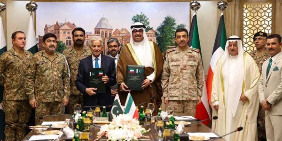 الكويت وباكستان توقعان اتفاقية للدفاع والتعاون العسكري المشترك - النيل نيوز