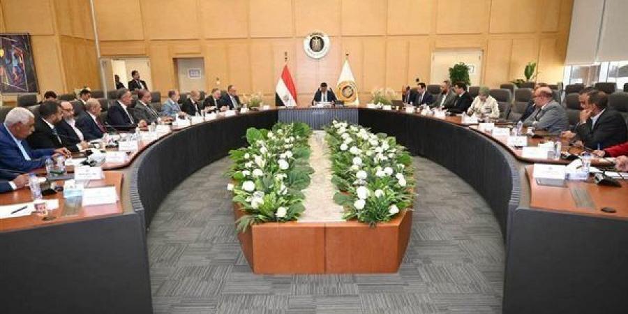 غرفة صناعات مواد البناء: خطة لرفع تنافسية القطاع وفتح أسواق جديدة أمام المنتج المصري - النيل نيوز