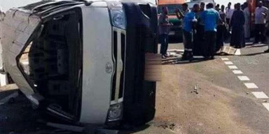 المعاينة: انفجار إطار السيارة وراء مصرع إصابة 7 أشخاص أعلى دائري البساتين - النيل نيوز