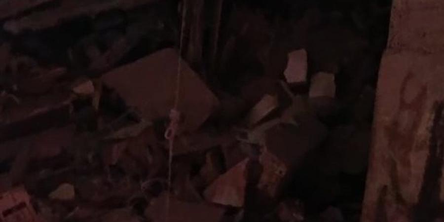انهيار منزل من 5 طوابق في بنها ونقل مالكه للمستشفى - النيل نيوز