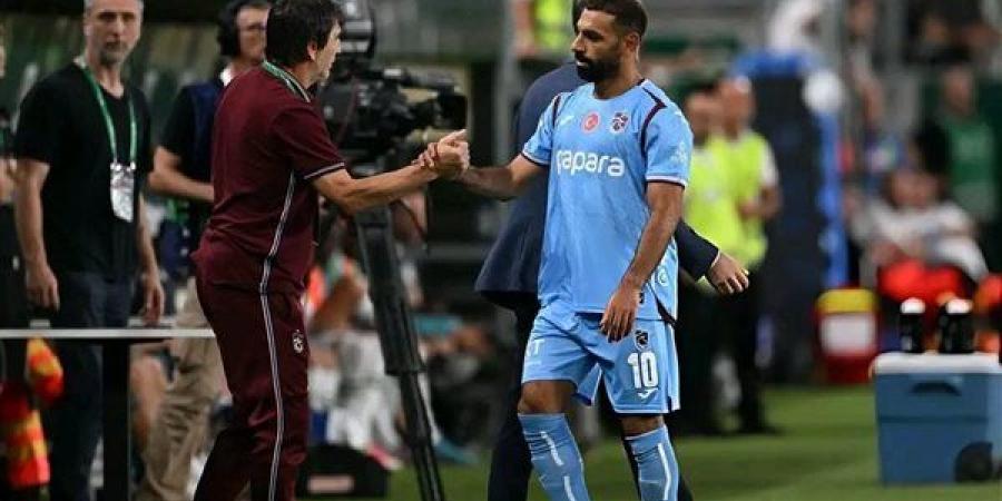 فريق محمد صلاح، مدرب طرابزون يعلن استقالته على الهواء بعد الهزيمة القاسية أمام فيرينكفاروسي - النيل نيوز