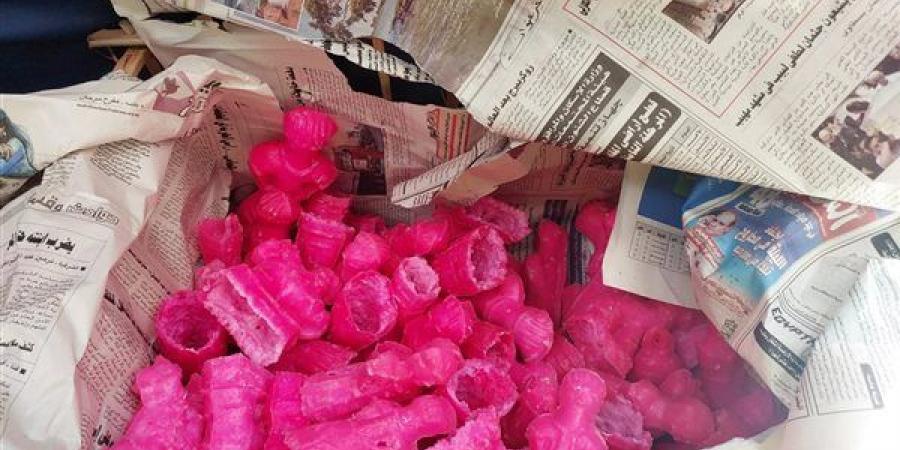 ضبط 252 كيلو لحوم منتهية الصلاحية وحلوى مجهولة المصدر في حملات بقنا (صور) - النيل نيوز