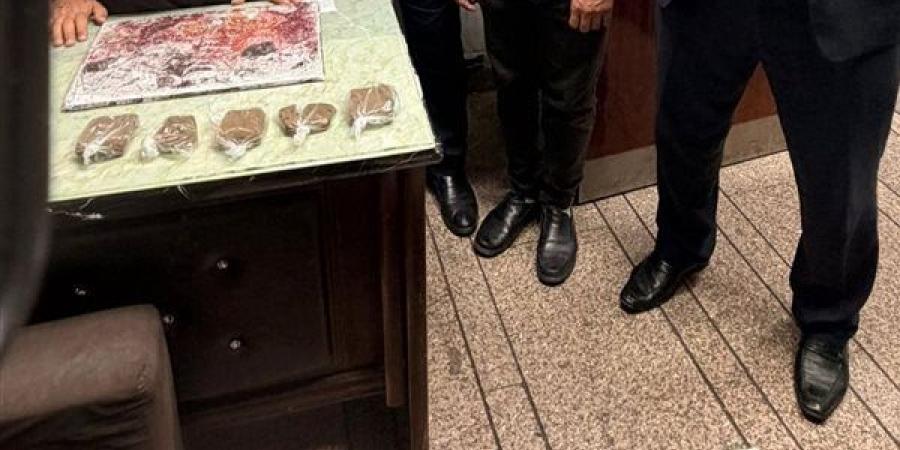جمارك مطار الاقصر الدولي تحبط محاولة تهريب كمية من المواد المخدرة - النيل نيوز
