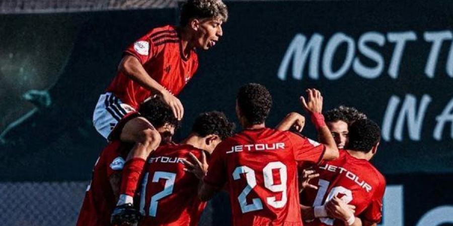 حقيقة تعيين مدرب داعم للمثليين لفريق شباب الأهلي - النيل نيوز