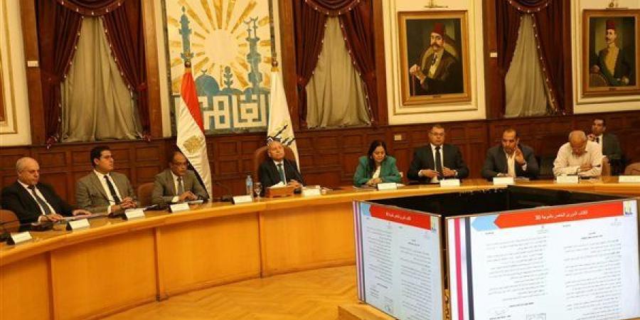 محافظ القاهرة يناقش إجراءات تنفيذ الموجة الـ30 لإزالة التعديات - النيل نيوز