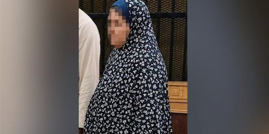 خلصت عليه وهو نائم ومثلت بجسده، عجوز الشرقية تتخلص من زوجها وتدعي ملثمين بقتله والمحكمة تعاقبها بالإعدام - النيل نيوز