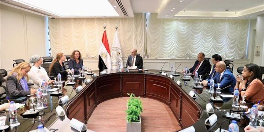 البكالوريا المصرية تدخل عصر الألمانية.. إتاحة كتاب "Dabei" ومحتواه الرقمي للطلاب - النيل نيوز