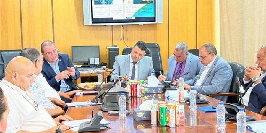غرفة الصناعات النسيجية تبحث تحديث المواصفات والرقابة على الواردات - النيل نيوز