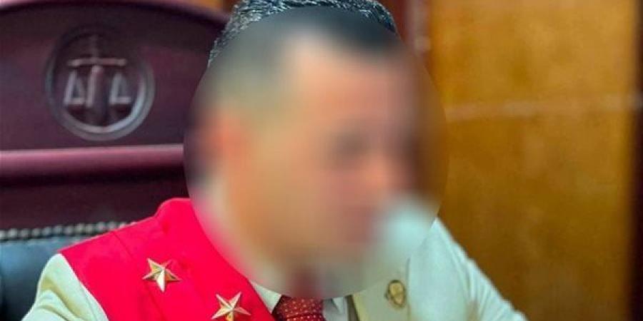 اليوم، محاكمة القاضي المزيف و3 موظفين بالمحكمة - النيل نيوز