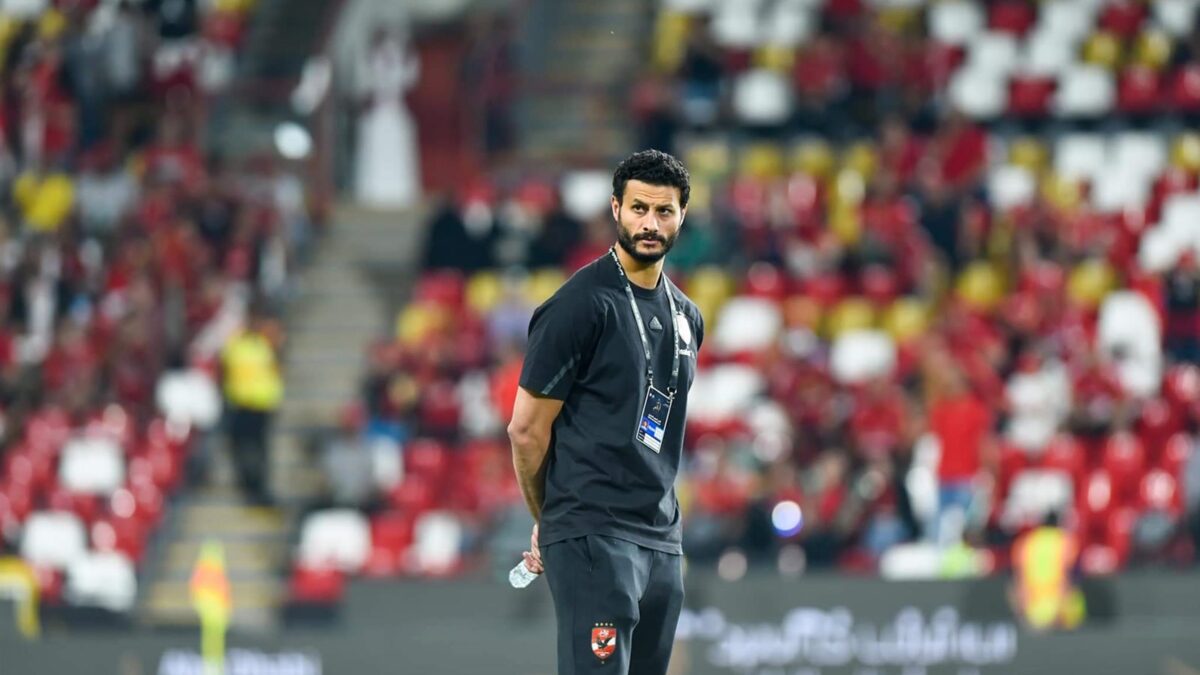كريم رمزي يكشف عن توقيت جلسة تمديد عقد محمد الشناوي مع النادي الأهلي