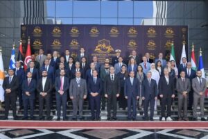 مصر تشارك مع فرنسا في استضافة “المنتدى الملاحي الدولي لمكافحة الفساد والإتجار غير المشروع في المتوسط”