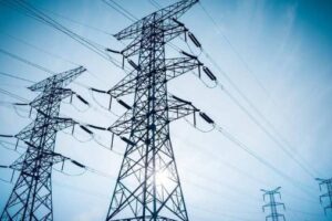 مصر تضع خطة للربط الكهربائي مع ثلاث قارات
