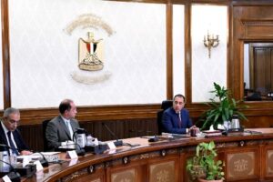 وزير المالية يؤكد على وجود فرص هائلة للنمو والتوسع لقطاع الاتصالات في الأسواق الدولية
