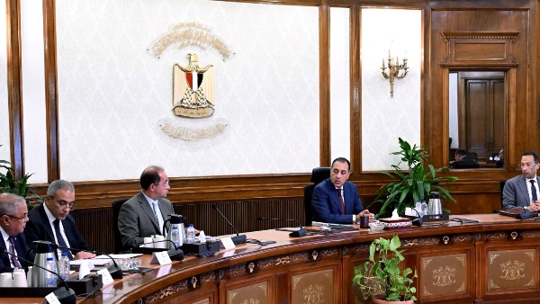 وزير المالية يؤكد على وجود فرص هائلة للنمو والتوسع لقطاع الاتصالات في الأسواق الدولية