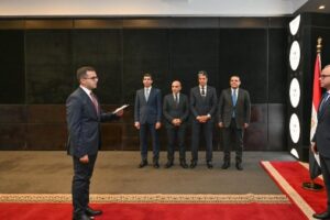 وزير الاستثمار والتجارة الخارجية يشارك في مراسم أداء اليمين للدفعة الجديدة من ممثلي التمثيل التجاري