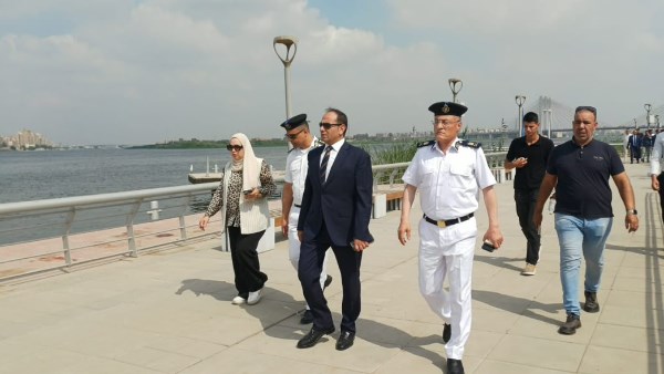 تنفيذ حملة واسعة لإزالة التعديات والإشغالات ضمن مشروع ممشى أهل مصر