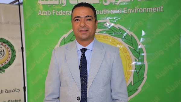 أستاذ جامعي يؤكد أهمية مبادرات الشباب والابتكار كوسائل فعالة لحماية السواحل ومواجهة التغير المناخي