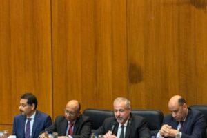 وزير العمل يؤكد على أهمية تعزيز التعاون مع الأردن وتنظيم العلاقة مع الجالية المصرية