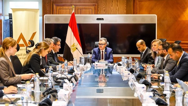 وزير التخطيط يكشف عن تسجيل الاقتصاد المصري نموًا قويًا بنسبة 5.1% ويستهدف 5.4% في العام القادم