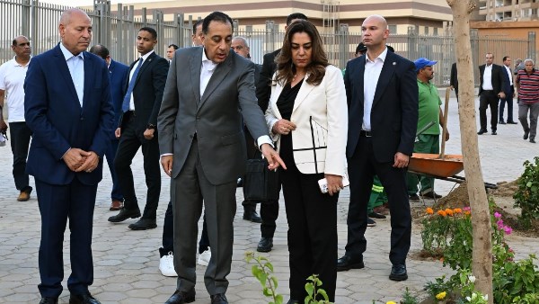 رئيس الوزراء يقوم بجولة تفقدية لمشروعات الزراعة والتشجير في محافظة القاهرة