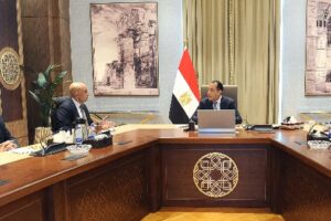 مدبولي يوجه بالاستجابة لمخاوف وتساؤلات الرأي العام خلال مؤتمر أكتوبر طبقاً لتكليفات الرئيس