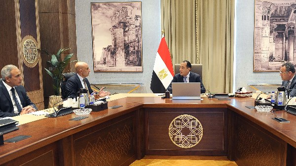 مدبولي يوجه بالاستجابة لمخاوف وتساؤلات الرأي العام خلال مؤتمر أكتوبر طبقاً لتكليفات الرئيس