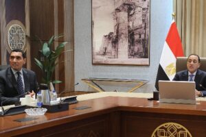 رئيس الوزراء يؤكد على أهمية تأهيل الشباب والنشء كاستثمار حيوي لمستقبل البلاد