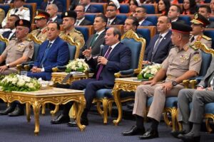 «السيسي يؤكد على أهمية الحفاظ على الدولة المصرية بصرف النظر عن شخص الرئيس»