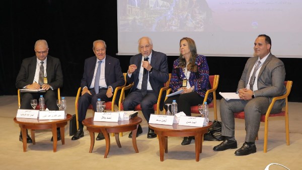 خبراء مؤتمر «الهوية الوطنية» بالإسكندرية يؤكدون ضرورة تعزيز الشراكة المجتمعية لتحسين الأوضاع المعيشية الجبهة الداخلية