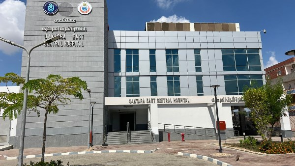 تقرير حول تنفيذ 19 مشروعاً في 9 محافظات يصل إلى وزير الصحة