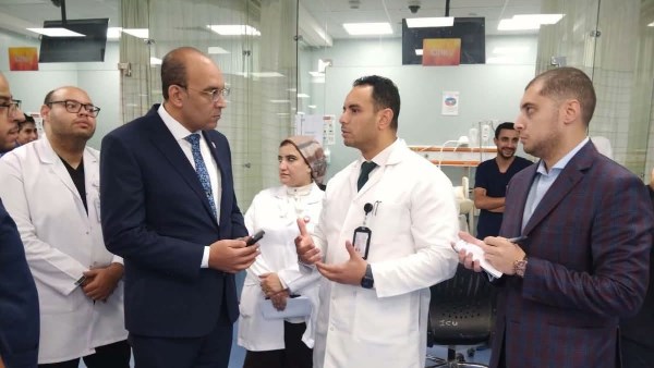 رئيس هيئة التأمين الصحي launches أول جولة له في العاصمة الإدارية