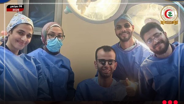 إنجاز طبي بارز في مستشفى العاشر الجامعي: الأطباء ينجحون في زراعة ذراع عامل بعد بتره