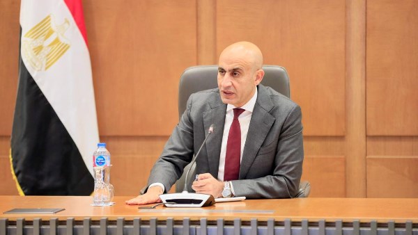 قرار حاسم من التعليم بشأن统一 امتحانات الشهادة الإعدادية في جميع أنحاء الجمهورية